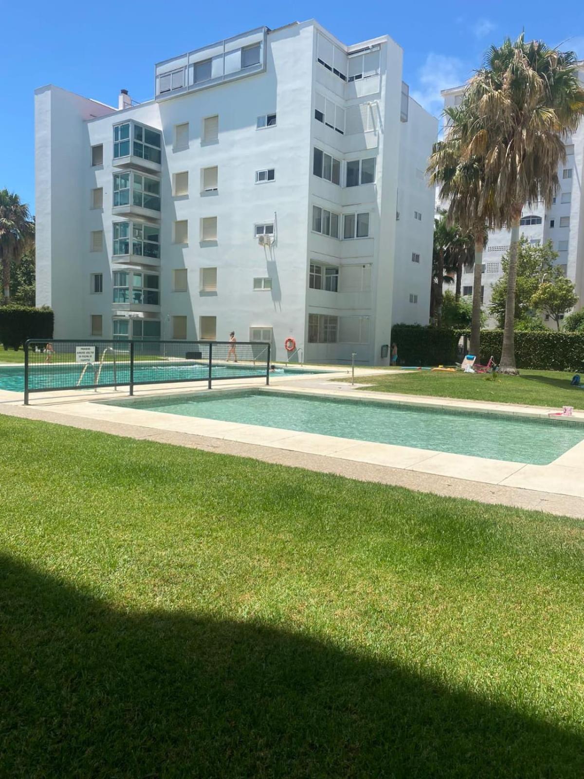 Apartamento Atico Valdelagrana Playa - Aire Acondicionado Y Piscina El Puerto de Santa María Exterior foto